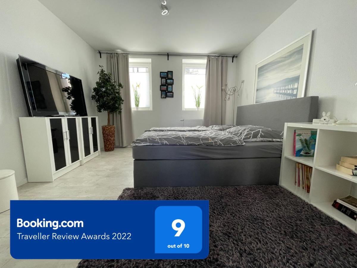Barrierefrei - 24Std-Check-In Kontaktlos - Kingsize Bed - W-Lan - Parkplatz W 3 Bueckeburg Exterior photo